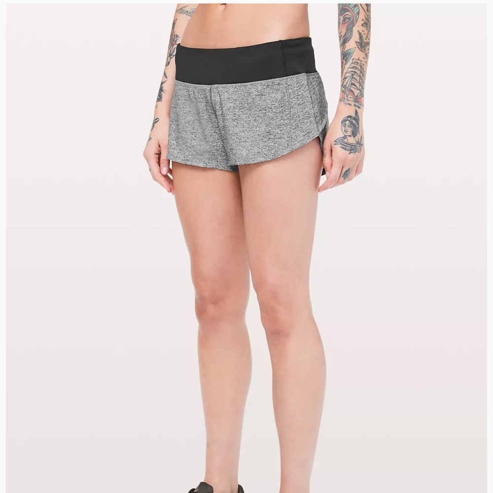 Lululemon speed up short low rise 2.5